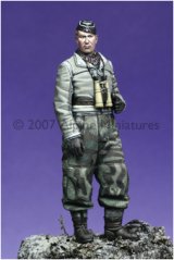 Alpine Miniatures[AM35036]Winter Panzer Officer