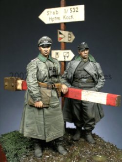 Photo1: Alpine Miniatures[AM35056]WW2 German Officers Set (2 figures)