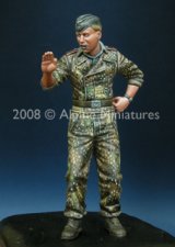 Alpine Miniatures[AM35067]WSS Panzer Crew 44-45