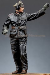 Alpine Miniatures[AM35172]SS Panzer Commander #1