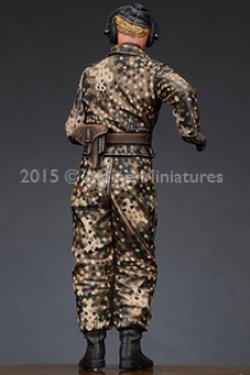 Photo8: Alpine Miniatures[AM35188]WSS Panzer Commander #2