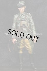 Alpine Miniatures[AM35193]German Grenadier Officer