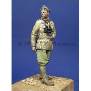 Photo: Alpine Miniatures[AM35016] DAK Panzer Officer
