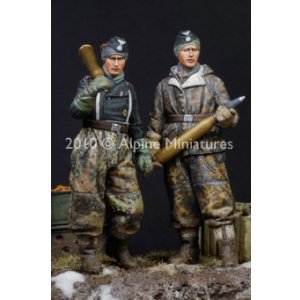 Photo: Alpine Miniatures[AM35107]WSS Panther Crew Set (2 Figures)