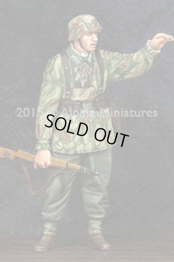 Photo1: Alpine Miniatures[AM35194]German Grenadier NCO