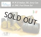 Photo: [Vision Models][VA9004] 1/35 W.W.II Italian 20L Jerry Can & 200L Fuel Drum Set