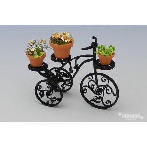 Photo: cobaanii[SS-019]アイアン三輪車と植木鉢