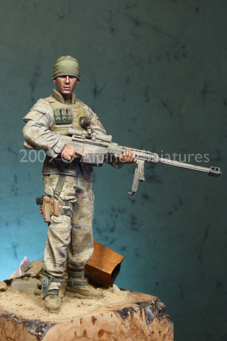 Photo1: Alpine Miniatures[AM16008]Modern USMC Sniper "In Remembrance of Those Who Never Came Home"