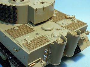 Photo3: [Passion Models] [P35-085B] Tiger I Mid./Late Type Tanmiya kits